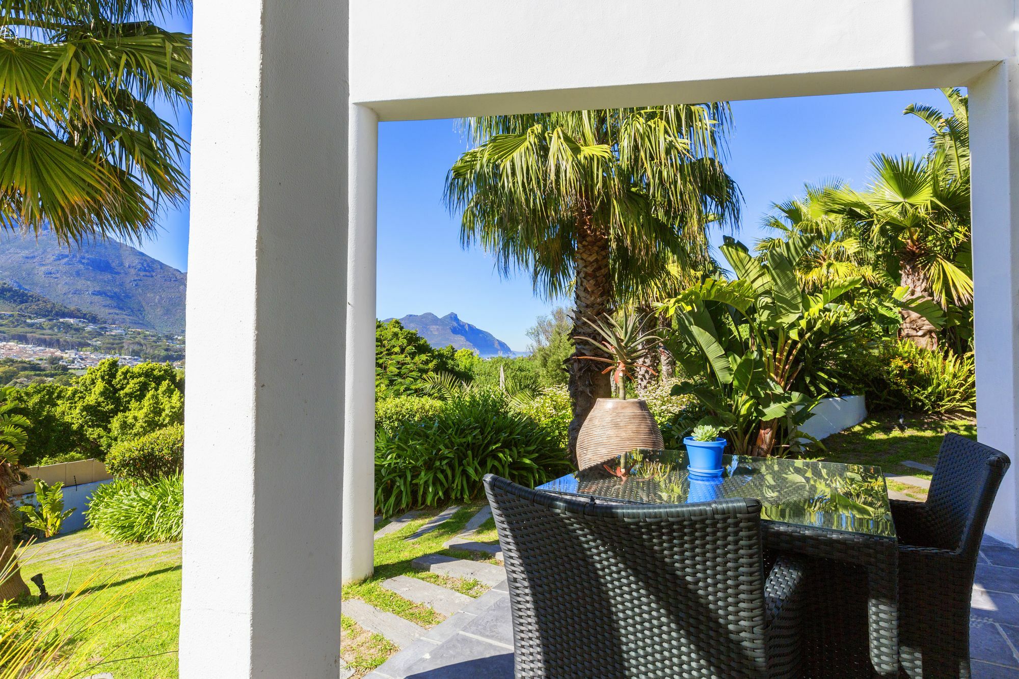 Cube Guest House Hout Bay Exterior photo