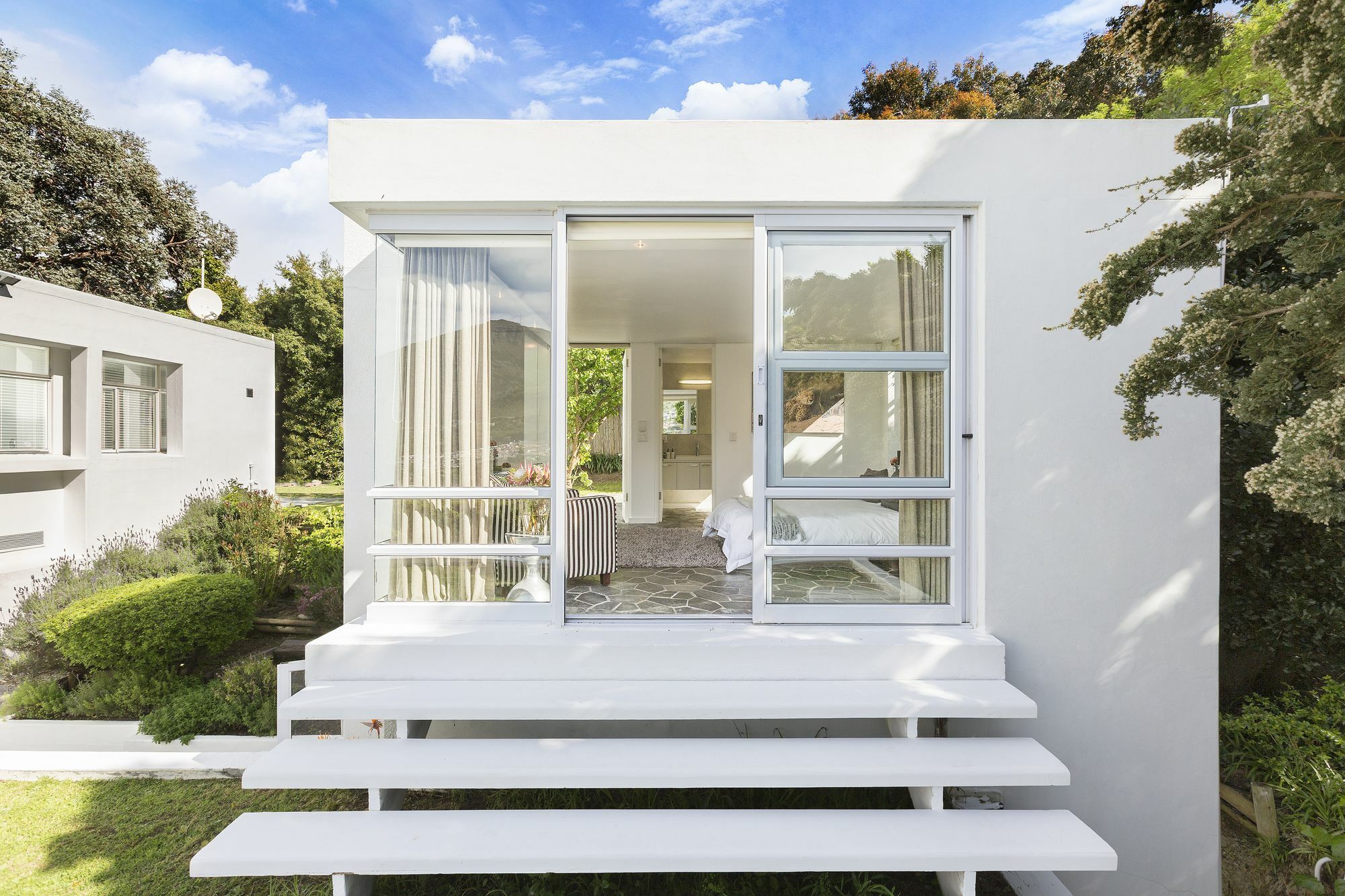 Cube Guest House Hout Bay Exterior photo
